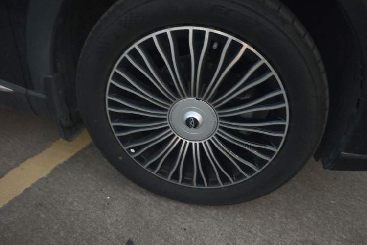 Used Chery Tiggo 9 2026 Model 9X 2.0T Automatic Two-Wheel Drive Navigation Edition Right Front Wheel Hub