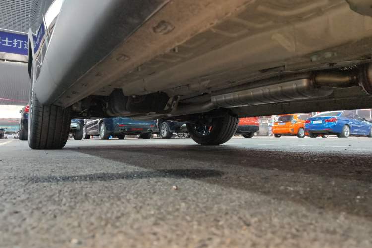 Used Chery Tiggo 9 2026 Model 9X 2.0T Automatic Two-Wheel Drive Prestige Edition Right Side Sill