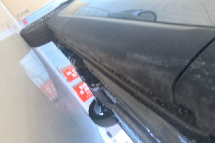 Used Chery Tiggo 9 2026 Model 9X 2.0T Automatic Two-Wheel Drive Luxury Edition Right Side Sill