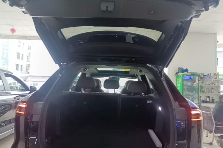 Used Chery Tiggo 9 2026 Model 9X 2.0T Automatic Two-Wheel Drive Luxury Edition Trunk