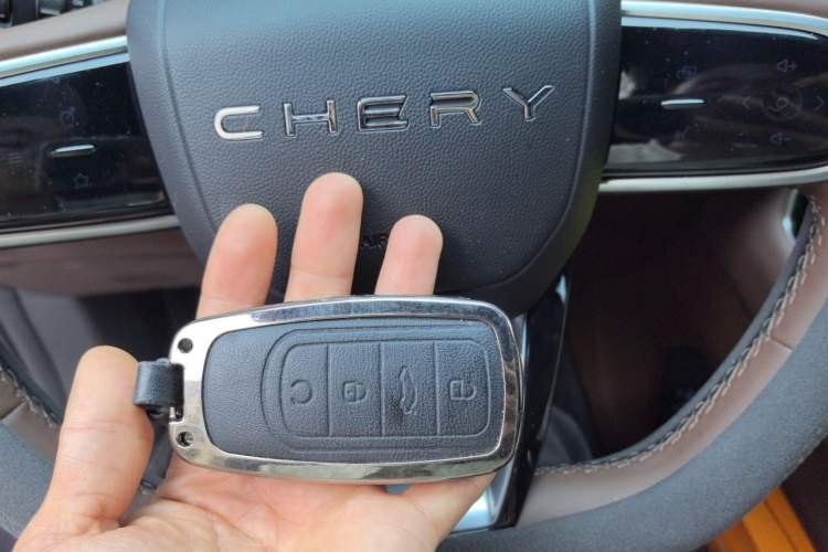 Used Chery Tiggo 9 2026 Model 9X 2.0T Automatic Two-Wheel Drive Luxury Edition Vehicle Key