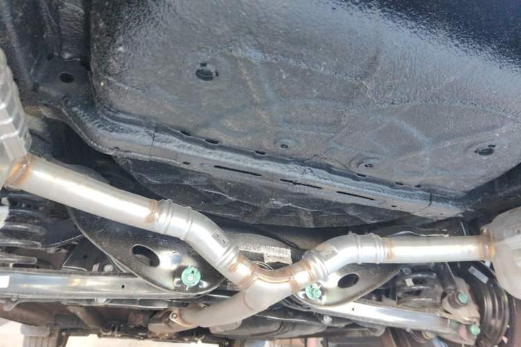 Used Chery Tiggo 9 2026 Model 9X 2.0T Automatic Two-Wheel Drive Prestige Edition Chassis Rear