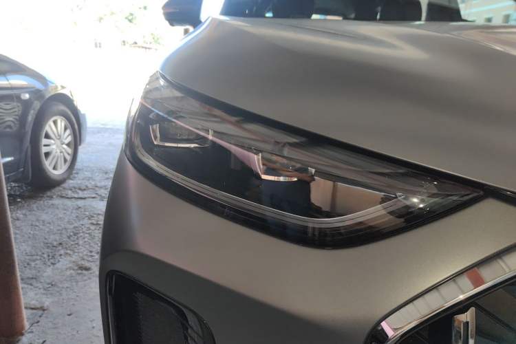 Used Chery Tiggo 9 2026 Model 9X 2.0T Automatic Two-Wheel Drive Prestige Edition Right Front Headlight
