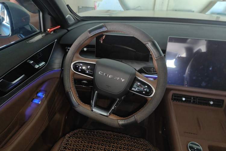 Used Chery Tiggo 9 2026 Model 9X 2.0T Automatic Two-Wheel Drive Prestige Edition Steering Wheel