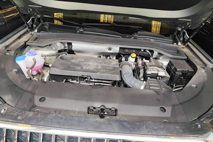 Used Chery Tiggo 9 2026 Model 9X 2.0T Automatic Two-Wheel Drive Prestige Edition Engine Bay