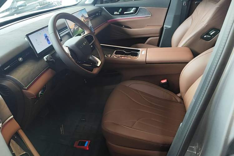 Used Chery Tiggo 9 2026 Model 9X 2.0T Automatic Two-Wheel Drive Prestige Edition Left Front Seat