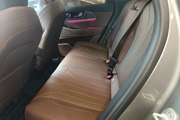 Used Chery Tiggo 9 2026 Model 9X 2.0T Automatic Two-Wheel Drive Prestige Edition Left Rear Seat
