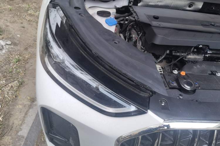 Used Chery Tiggo 9 2026 Model 9X 2.0T Automatic Two-Wheel Drive Prestige Edition Engine Bay Right