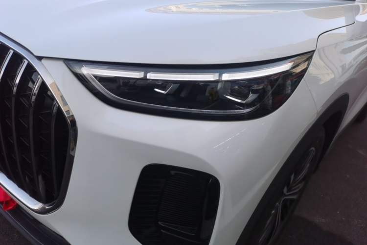 Used Chery Tiggo 9 2026 Model 9X 2.0T Automatic Two-Wheel Drive Luxury Edition Left Front Headlight
