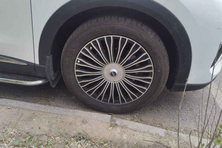 Used Chery Tiggo 9 2026 Model 9X 2.0T Automatic Two-Wheel Drive Prestige Edition Right Front Wheel Hub