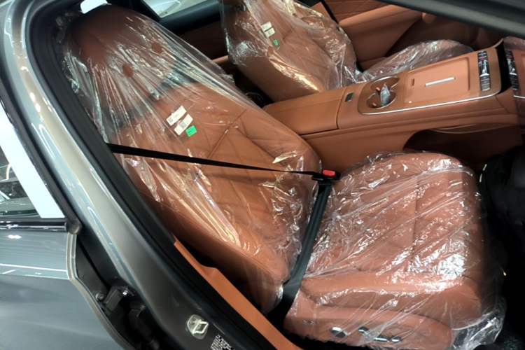 Used Chery Tiggo 9 - 2027 2.0T Dual-Clutch Two-Wheel Drive Luxury Edition Right Front Seat