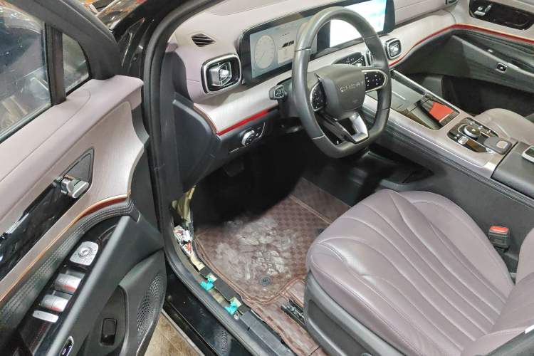 Used Chery Tiggo 9 C-DM 2025 1.5T 106KM Ultra-Comfort Version 7 Seats Lithium Iron Phosphate Driver Seat
