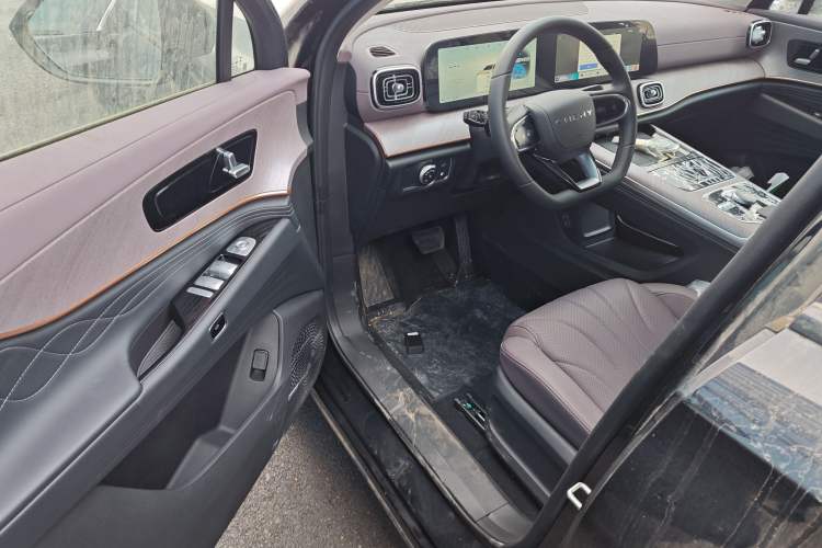 Used Chery Tiggo 9 C-DM 2025 1.5T 106KM Enjoy Edition 5 Seats Lithium Iron Phosphate Driver Seat