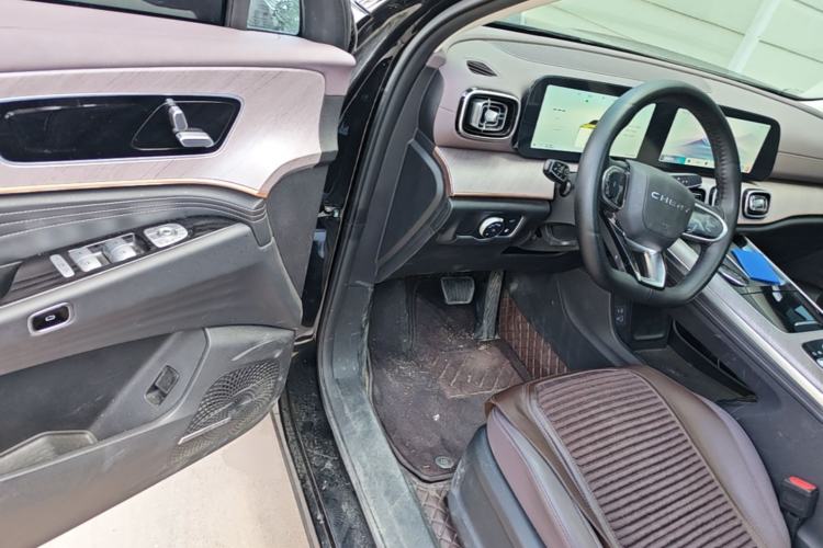 Used Chery Tiggo 9 C-DM 2025 1.5T 106KM Enjoy Edition 5 Seats Lithium-Ion Battery Driver Seat