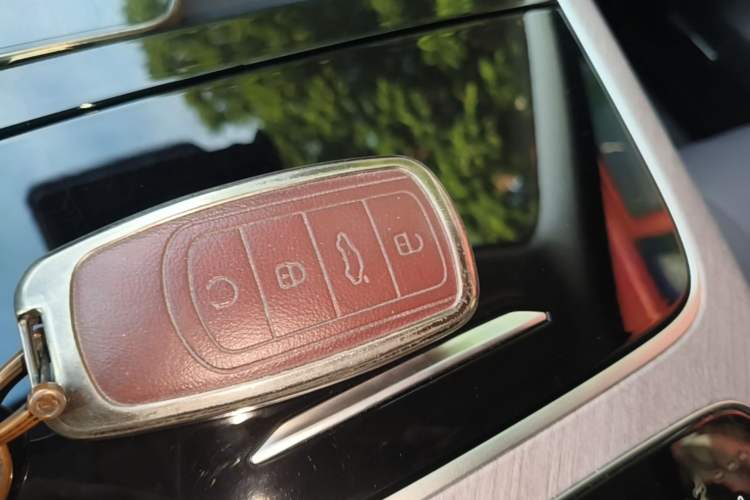 Used Chery Tiggo 9 C-DM 2025 1.5T 106KM Enjoy Edition 5 Seats Lithium-Ion Battery Interior 1