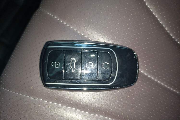 Used Chery Tiggo 9 C-DM 2025 1.5T 106KM Enjoy Edition 7 Seats Lithium Iron Phosphate Interior 1