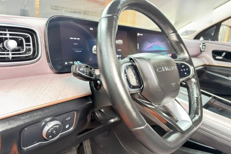 Used Chery Tiggo 9 C-DM 2025 1.5T 106KM Enjoy Edition 5 Seats Lithium-Ion Battery Interior 5