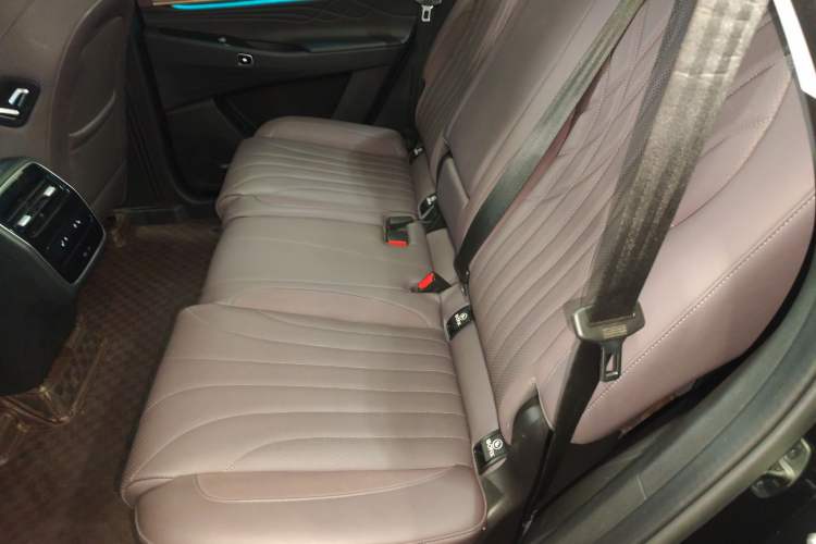 Used Chery Tiggo 9 C-DM 2025 1.5T 106KM Ultra-Comfort Version 7 Seats Lithium Iron Phosphate Left Rear Seat