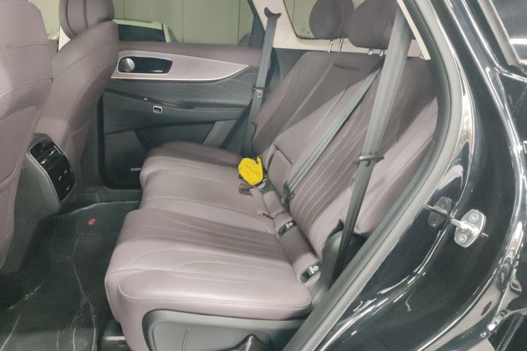 Used Chery Tiggo 9 C-DM 2025 1.5T 106KM Enjoy Edition 5 Seats Lithium-Ion Battery Left Rear Seat