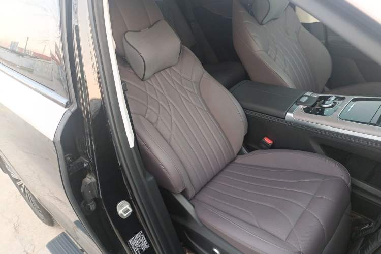 Used Chery Tiggo 9 C-DM 2025 1.5T 106KM Ultra-Enjoyment Version 5 Seats Lithium Iron Phosphate Right Front Seat