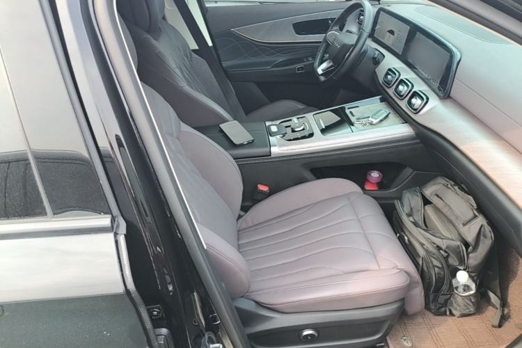 Used Chery Tiggo 9 C-DM 2025 1.5T 106KM Ultra-Comfort Edition 5 Seats Lithium-NMC Right Front Seat