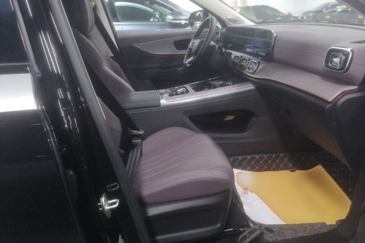 Used Chery Tiggo 9 C-DM 2025 1.5T 106KM Enjoy Edition 5 Seats Lithium Iron Phosphate Right Front Seat