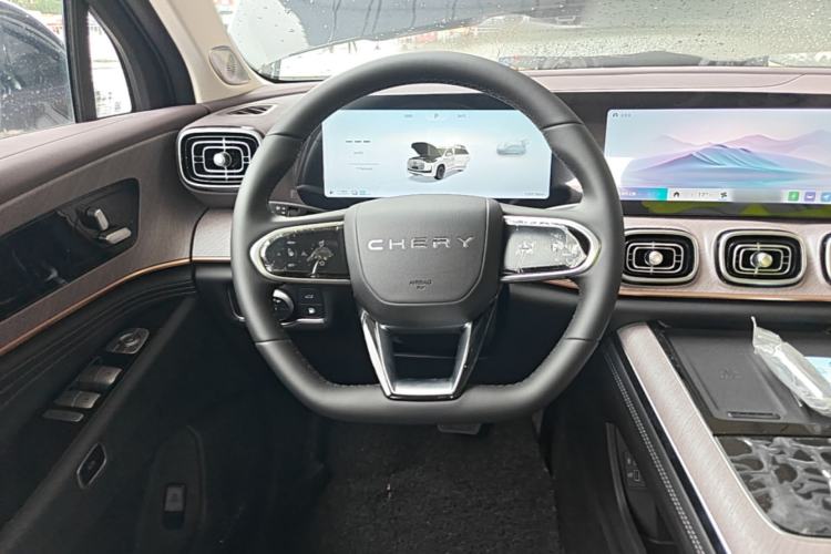 Used Chery Tiggo 9 C-DM 2025 1.5T 106KM Ultra-Enjoyment Version 5 Seats Lithium Iron Phosphate Steering Wheel