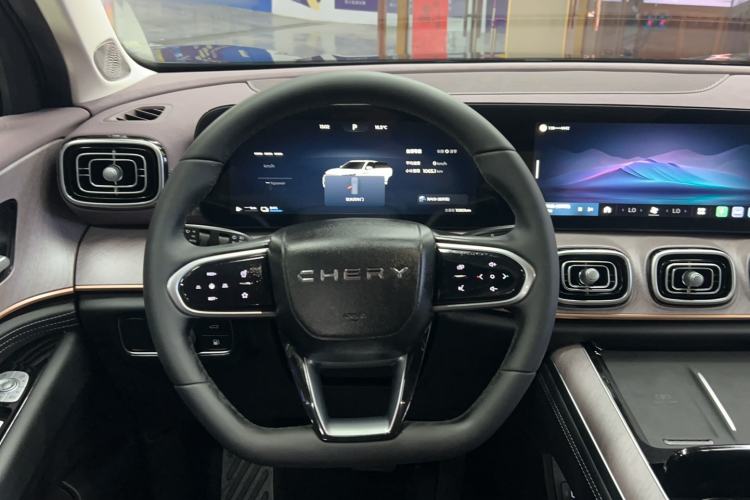 Used Chery Tiggo 9 C-DM 2025 1.5T 106KM Enjoy Edition 5 Seats Lithium-Ion Battery Steering Wheel