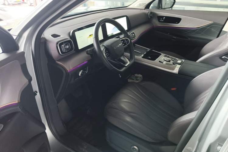 Used Chery Tiggo 9 C-DM 2025 1.5T 106KM Ultra-Comfort Edition 5 Seats Lithium-NMC Driver Seat