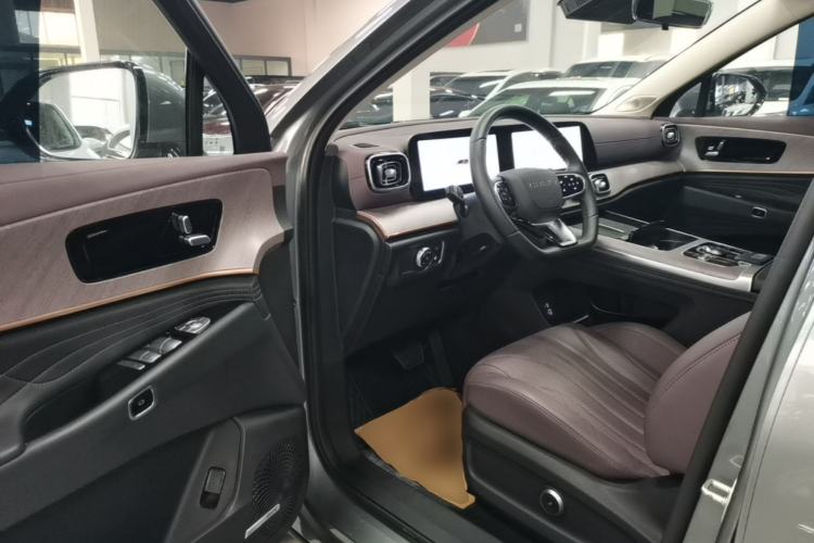 Used Chery Tiggo 9 C-DM 2025 1.5T 106KM Ultra-Enjoyment Version 5 Seats Lithium Iron Phosphate Driver Seat