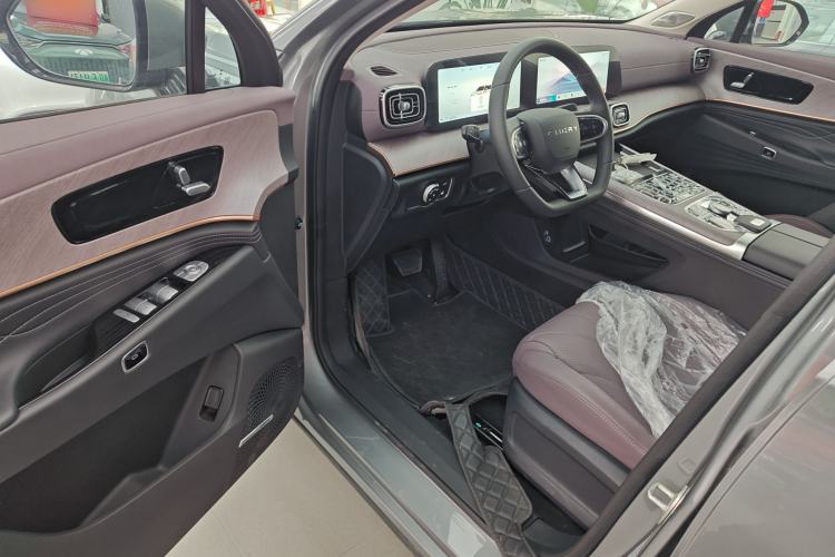 Used Chery Tiggo 9 C-DM 2025 1.5T 106KM Enjoy Edition 5 Seats Lithium Iron Phosphate Driver Seat