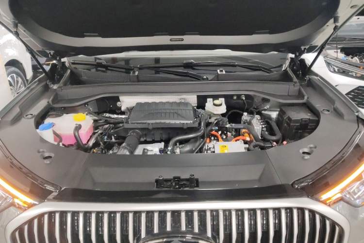 Used Chery Tiggo 9 C-DM 2025 1.5T 106KM Ultra-Comfort Edition 5 Seats Lithium-NMC Engine Bay