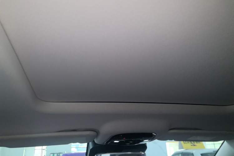 Used Chery Tiggo 9 C-DM 2025 1.5T 106KM Ultra-Comfort Edition 5 Seats Lithium-NMC Headliner