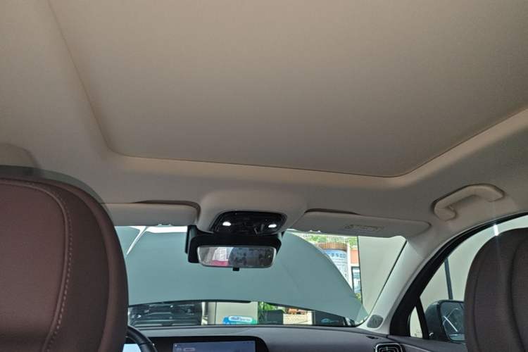 Used Chery Tiggo 9 C-DM 2025 1.5T 106KM Ultra-Comfort Edition 5 Seats Lithium-NMC Headliner