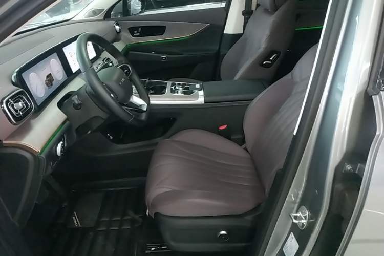 Used Chery Tiggo 9 C-DM 2025 1.5T 106KM Ultra-Comfort Edition 5 Seats Lithium-NMC Left Front Seat