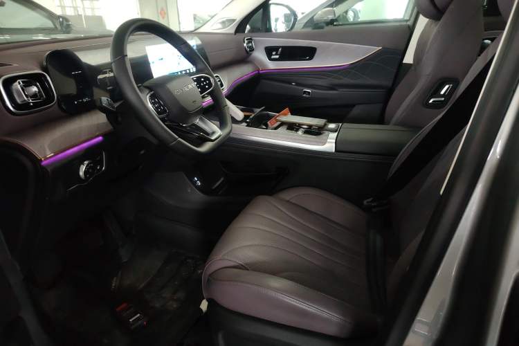 Used Chery Tiggo 9 C-DM 2025 1.5T 106KM Ultra-Comfort Edition 5 Seats Lithium-NMC Left Front Seat