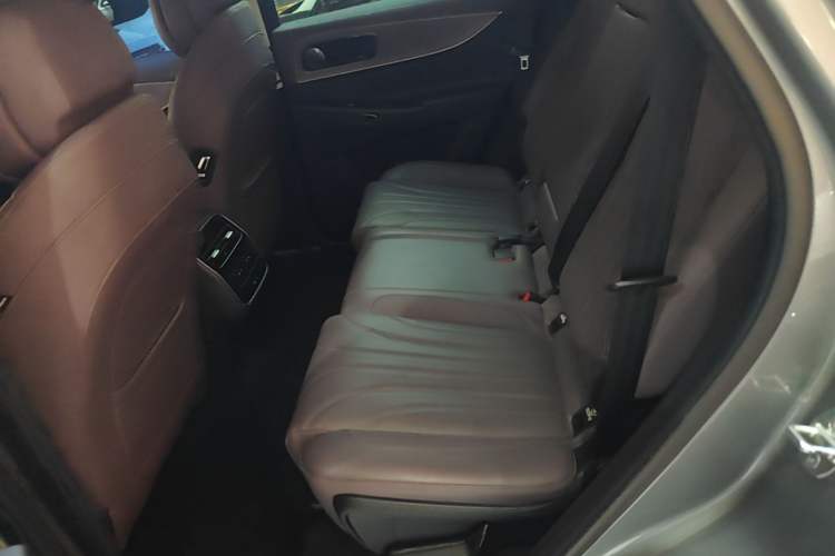 Used Chery Tiggo 9 C-DM 2025 1.5T 106KM Ultra-Comfort Edition 5 Seats Lithium-NMC Left Rear Seat