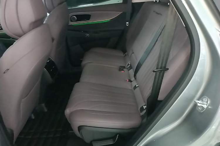 Used Chery Tiggo 9 C-DM 2025 1.5T 106KM Ultra-Comfort Edition 5 Seats Lithium-NMC Left Rear Seat