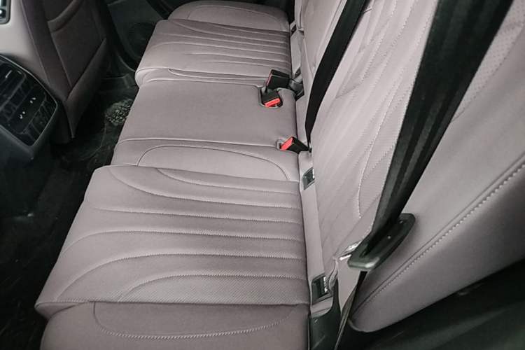 Used Chery Tiggo 9 C-DM 2025 1.5T 106KM Ultra-Comfort Edition 5 Seats Lithium-NMC Left Rear Seat