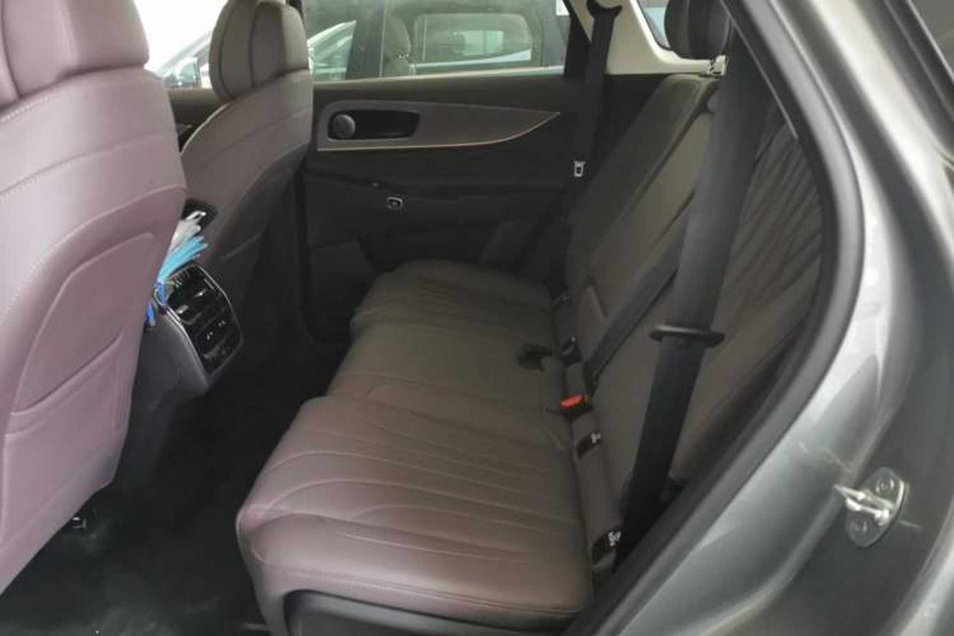 Used Chery Tiggo 9 C-DM 2025 1.5T 106KM Ultra-Comfort Edition 5 Seats Lithium-NMC Left Rear Seat