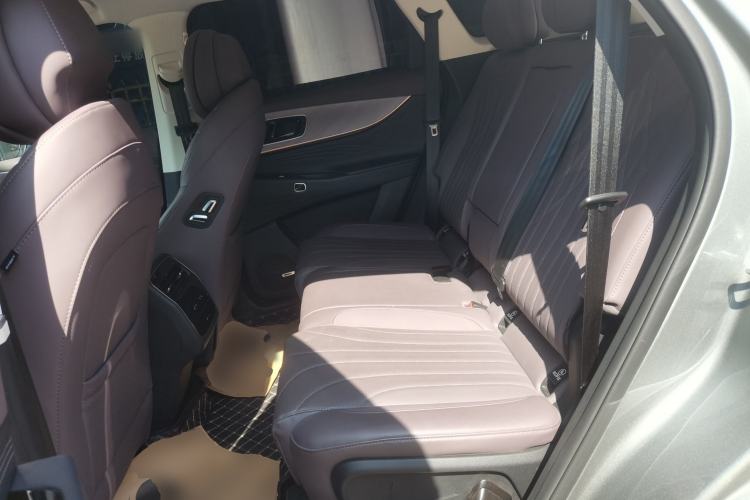 Used Chery Tiggo 9 C-DM 2025 1.5T 106KM Enjoy Edition 5 Seats Lithium-Ion Battery Left Rear Seat