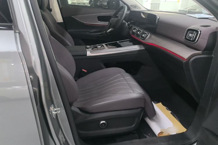 Used Chery Tiggo 9 C-DM 2025 1.5T 106KM Ultra-Comfort Edition 5 Seats Lithium-NMC Right Front Seat