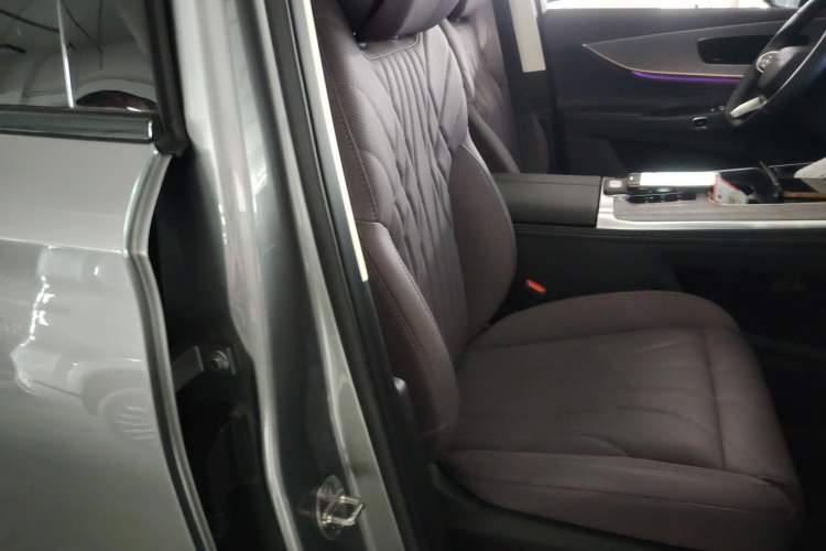 Used Chery Tiggo 9 C-DM 2025 1.5T 106KM Ultra-Comfort Edition 5 Seats Lithium-NMC Right Front Seat