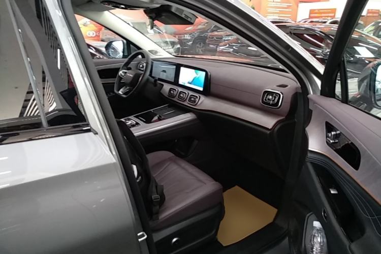 Used Chery Tiggo 9 C-DM 2025 1.5T 106KM Ultra-Enjoyment Version 5 Seats Lithium Iron Phosphate Right Front Seat