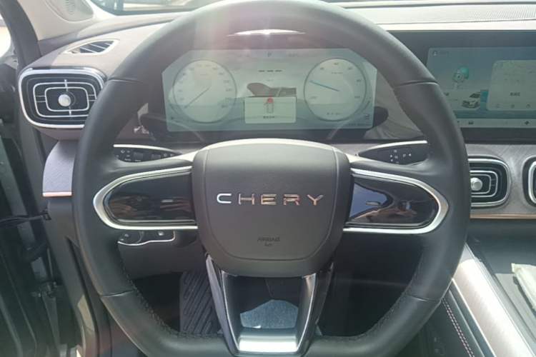 Used Chery Tiggo 9 C-DM 2025 1.5T 106KM Ultra-Comfort Edition 5 Seats Lithium-NMC Steering Wheel