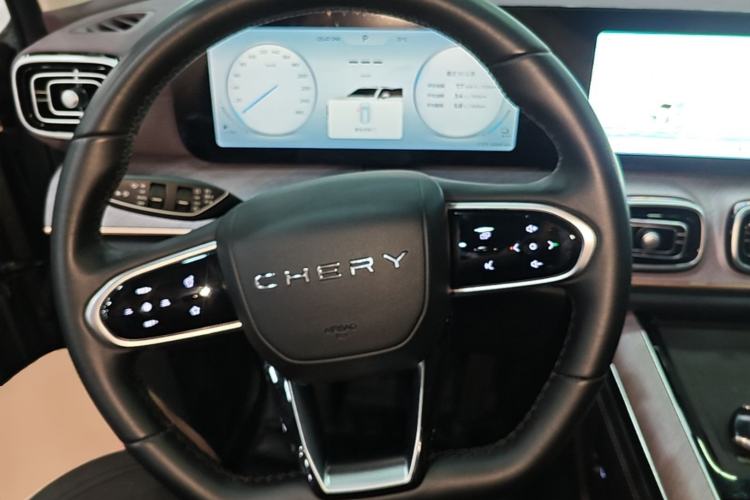 Used Chery Tiggo 9 C-DM 2025 1.5T 106KM Ultra-Comfort Edition 5 Seats Lithium-NMC Steering Wheel