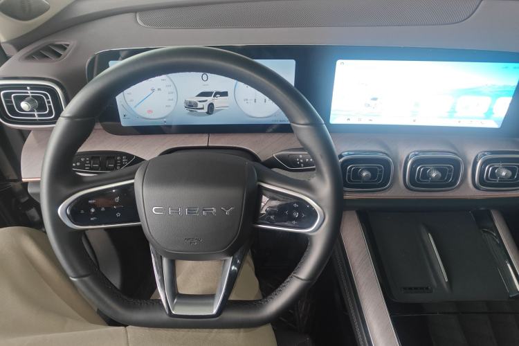 Used Chery Tiggo 9 C-DM 2025 1.5T 106KM Ultra-Comfort Edition 5 Seats Lithium-NMC Steering Wheel