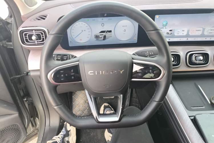 Used Chery Tiggo 9 C-DM 2025 1.5T 106KM Ultra-Comfort Edition 5 Seats Lithium-NMC Steering Wheel