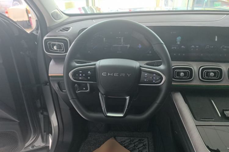 Used Chery Tiggo 9 C-DM 2025 1.5T 106KM Ultra-Comfort Edition 5 Seats Lithium-NMC Steering Wheel