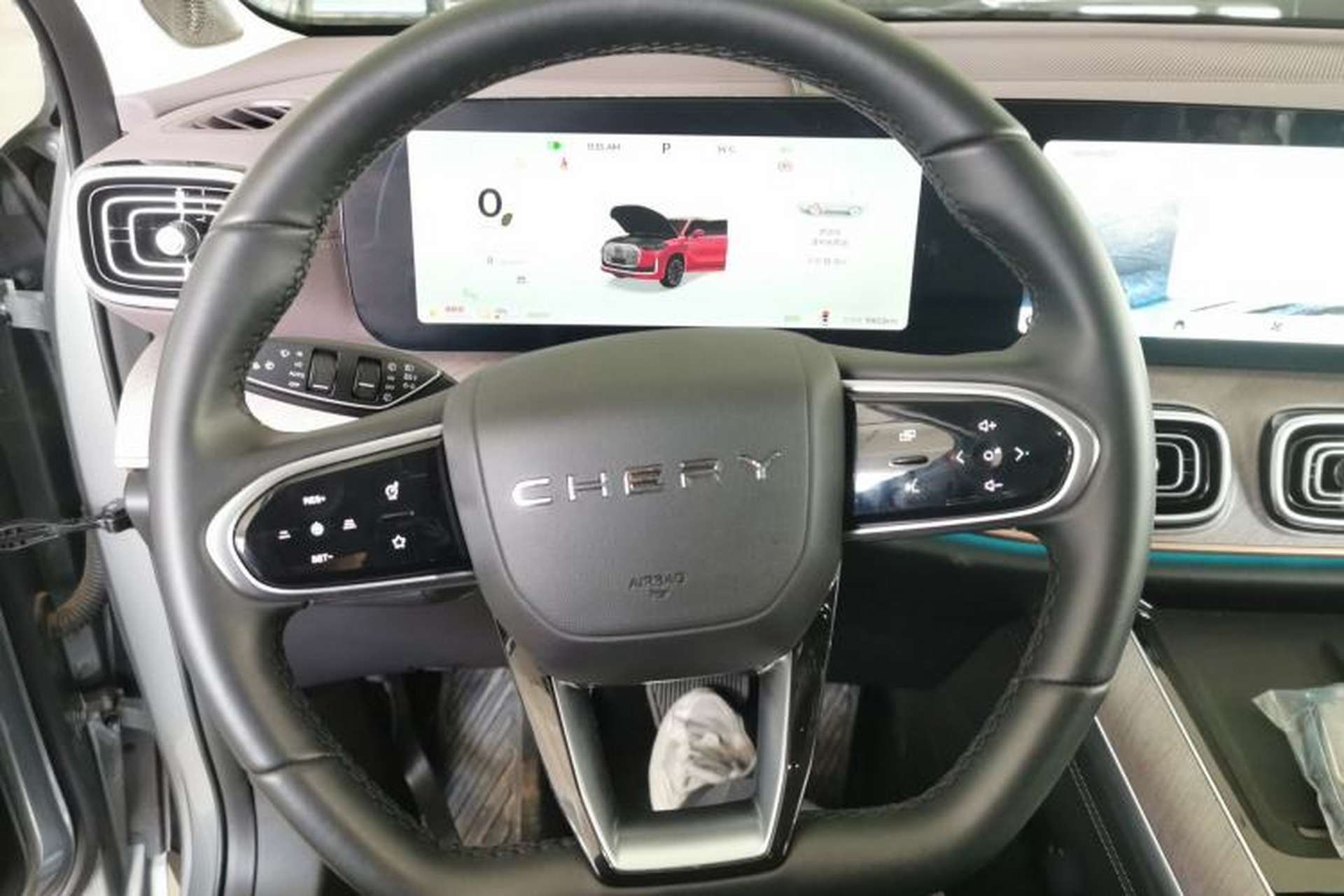 Used Chery Tiggo 9 C-DM 2025 1.5T 106KM Ultra-Comfort Edition 5 Seats Lithium-NMC Steering Wheel